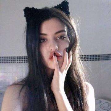 果盘萌妖出没手游下载